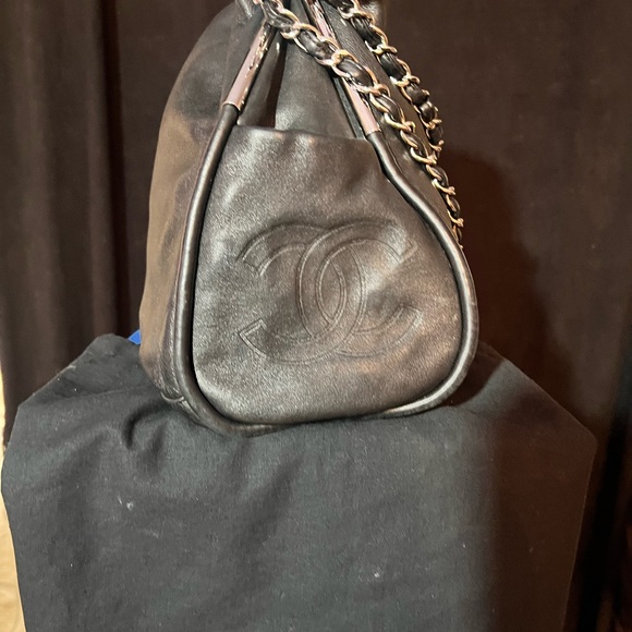 CHANEL PURSE - Picture 12 of 12